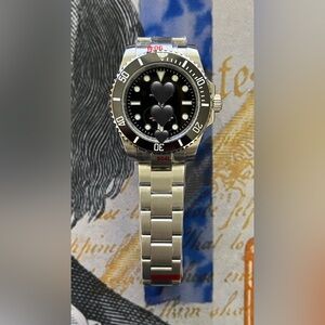 Men’s Luxury No Date Diver Style Automatic Stainless Steel Watch Black 40mm